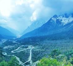 Lachung - Yumthang Valley - Gangtok Lachung - Yumthang Valley - Gangtok